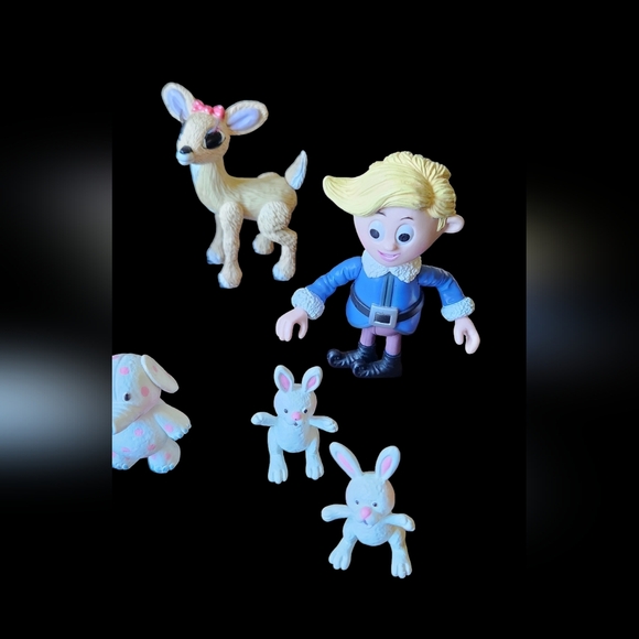 Plastic Rudolph and the Island of Misfit Toys Figurines - Picture 2 of 3